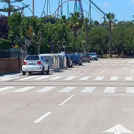 чалет у татьяны здаётся один этаж 175кв м Holiday home Salou